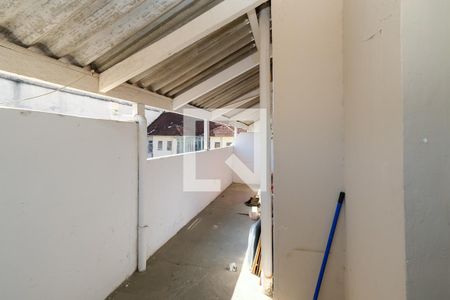 Casa à venda com 250m², 4 quartos e 1 vaga Casa à venda com 250m², 4 quartos e 1 vagavaranda