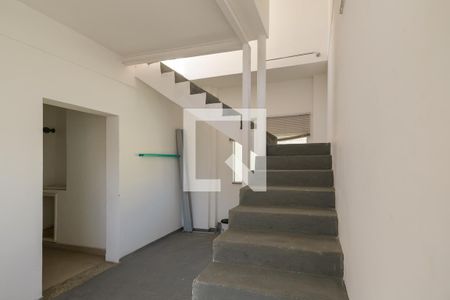 Casa à venda com 250m², 4 quartos e 1 vaga Casa à venda com 250m², 4 quartos e 1 vagaSala de Estar - Terraço