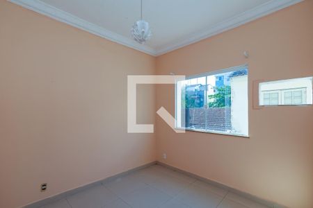 Casa à venda com 250m², 4 quartos e 1 vaga Casa à venda com 250m², 4 quartos e 1 vagaQuarto 2