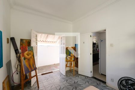 Casa à venda com 250m², 4 quartos e 1 vaga Casa à venda com 250m², 4 quartos e 1 vagaQuarto 1