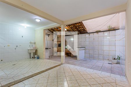 Casa à venda com 250m², 3 quartos e 5 vagas Casa à venda com 250m², 3 quartos e 5 vagasÁrea de Serviço e Espaço Churrasco