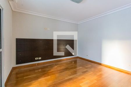 Casa à venda com 250m², 3 quartos e 5 vagas Casa à venda com 250m², 3 quartos e 5 vagasSuite