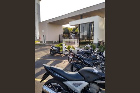 Apartamento para alugar com 43m², 2 quartos e 1 vaga Apartamento para alugar com 43m², 2 quartos e 1 vagaGaragem - Motocicletas