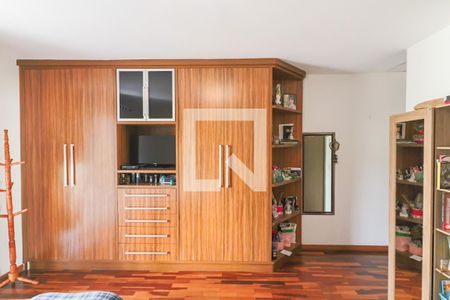 Casa à venda com 195m², 3 quartos e 4 vagas Casa à venda com 195m², 3 quartos e 4 vagasSuite 3