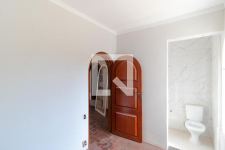 Casa à venda com 1000m², 13 quartos e 4 vagasSuíte 01