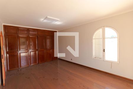 Casa à venda com 1000m², 13 quartos e 4 vagasQuarto 03