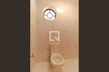 Casa à venda com 1000m², 13 quartos e 4 vagasBanheiro da Suíte 03