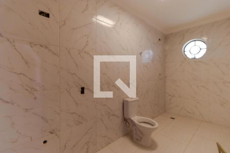 Casa à venda com 1000m², 13 quartos e 4 vagasBanheiro da Suíte 06