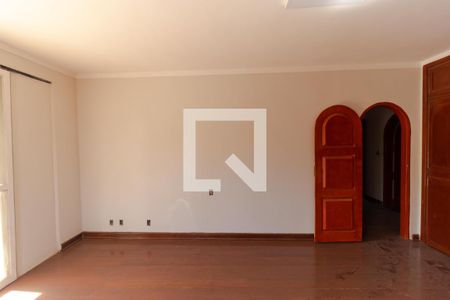 Casa à venda com 1000m², 13 quartos e 4 vagasQuarto 03