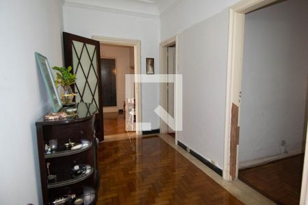 Apartamento à venda com 215m², 4 quartos e 1 vaga Apartamento à venda com 215m², 4 quartos e 1 vagaSaleta