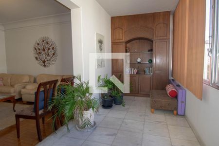 Apartamento à venda com 215m², 4 quartos e 1 vaga Apartamento à venda com 215m², 4 quartos e 1 vagaVaranda da Sala