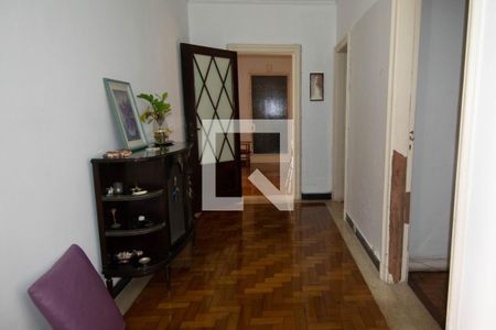 Apartamento à venda com 215m², 4 quartos e 1 vaga Apartamento à venda com 215m², 4 quartos e 1 vagaSaleta