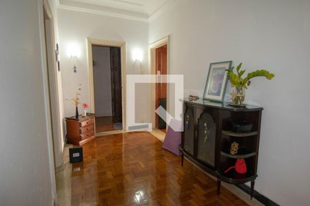 Apartamento à venda com 215m², 4 quartos e 1 vaga Apartamento à venda com 215m², 4 quartos e 1 vagaSaleta
