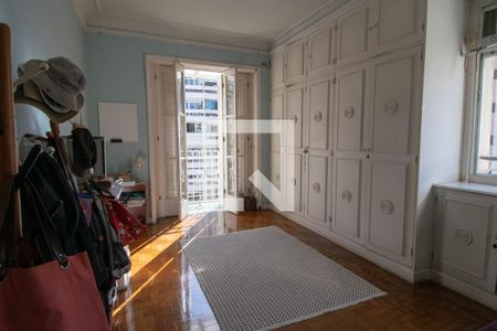 Apartamento à venda com 215m², 4 quartos e 1 vaga Apartamento à venda com 215m², 4 quartos e 1 vagaQuarto 3