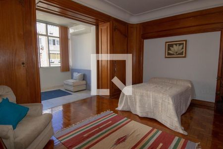Apartamento à venda com 215m², 4 quartos e 1 vaga Apartamento à venda com 215m², 4 quartos e 1 vagaQuarto
