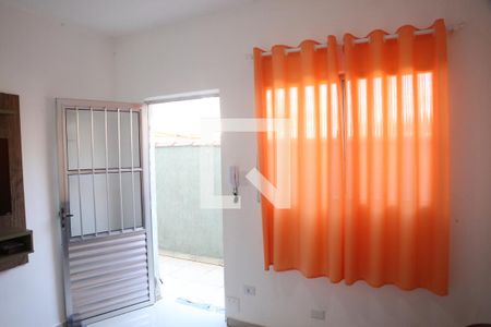Sala de apartamento para alugar com 1 quarto, 39m² em Canto do Forte, Praia Grande