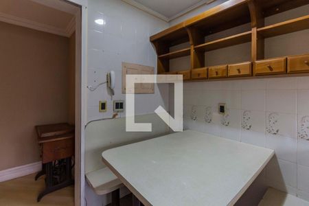 Apartamento à venda com 224m², 3 quartos e 2 vagas Apartamento à venda com 224m², 3 quartos e 2 vagasCozinha