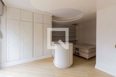 Apartamento à venda com 224m², 3 quartos e 2 vagas Apartamento à venda com 224m², 3 quartos e 2 vagasQuarto 2