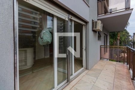 Apartamento à venda com 224m², 3 quartos e 2 vagas Apartamento à venda com 224m², 3 quartos e 2 vagasVaranda do quarto 2