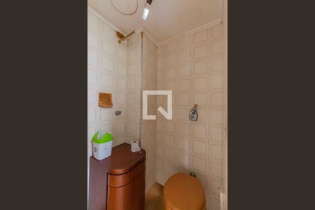 Apartamento à venda com 224m², 3 quartos e 2 vagas Apartamento à venda com 224m², 3 quartos e 2 vagasBanheiro de Serviço