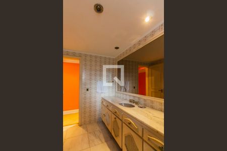 Apartamento à venda com 224m², 3 quartos e 2 vagas Apartamento à venda com 224m², 3 quartos e 2 vagasBanheiro