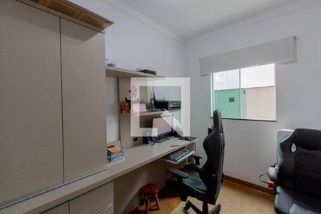 Casa à venda com 300m², 3 quartos e 6 vagas Casa à venda com 300m², 3 quartos e 6 vagasQuarto