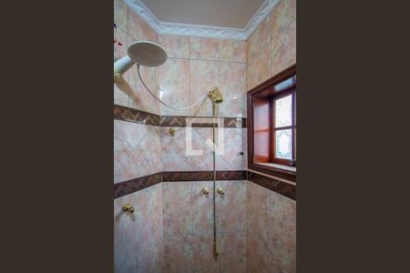 Casa à venda com 400m², 4 quartos e 4 vagasBanheiro da Suíte 1