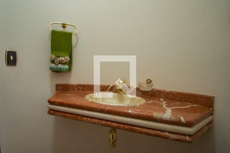 Casa à venda com 400m², 4 quartos e 4 vagasLavabo