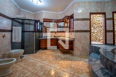 Casa à venda com 400m², 4 quartos e 4 vagasBanheiro da Suíte 1