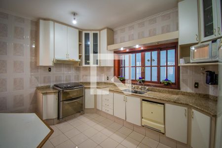 Casa à venda com 400m², 4 quartos e 4 vagasCozinha