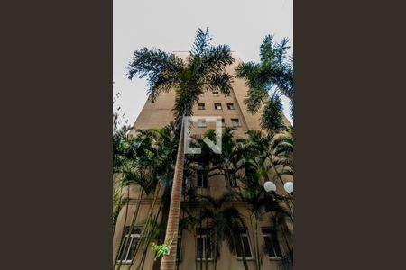 Apartamento à venda com 43m², 1 quarto e sem vaga Apartamento à venda com 43m², 1 quarto e sem vagaFachada