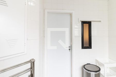 Apartamento à venda com 150m², 3 quartos e 2 vagas Apartamento à venda com 150m², 3 quartos e 2 vagasÁrea de Serviço
