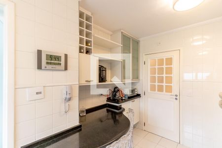 Apartamento à venda com 150m², 3 quartos e 2 vagas Apartamento à venda com 150m², 3 quartos e 2 vagasCozinha