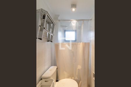 Apartamento à venda com 150m², 3 quartos e 2 vagas Apartamento à venda com 150m², 3 quartos e 2 vagasBanheiro de Serviço
