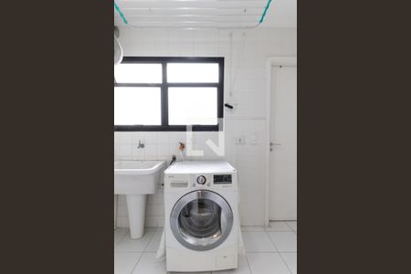 Apartamento à venda com 150m², 3 quartos e 2 vagas Apartamento à venda com 150m², 3 quartos e 2 vagasÁrea de Serviço