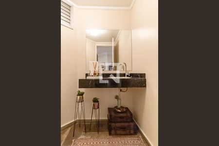 Apartamento à venda com 150m², 3 quartos e 2 vagas Apartamento à venda com 150m², 3 quartos e 2 vagasLavabo