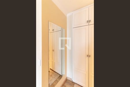 Apartamento à venda com 150m², 3 quartos e 2 vagas Apartamento à venda com 150m², 3 quartos e 2 vagasQuarto 1