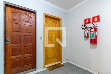Apartamento à venda com 67m², 2 quartos e sem vaga Apartamento à venda com 67m², 2 quartos e sem vagaPorta de Entrada