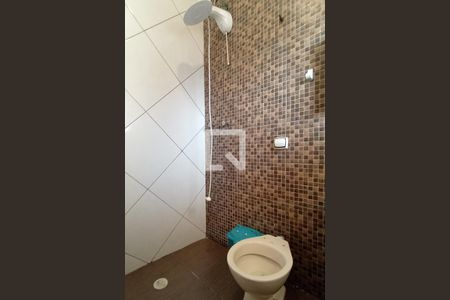 Casa à venda com 250m², 3 quartos e 6 vagas Casa à venda com 250m², 3 quartos e 6 vagasBanheiro Suíte