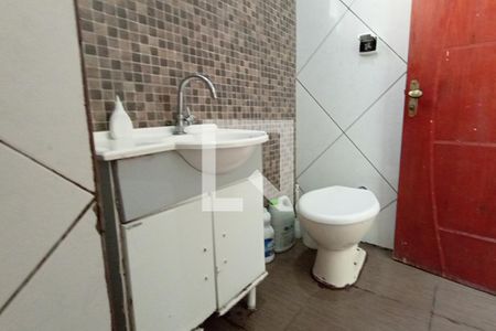 Casa à venda com 250m², 3 quartos e 6 vagas Casa à venda com 250m², 3 quartos e 6 vagasBanheiro 2