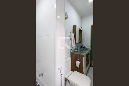 Casa à venda com 253m², 3 quartos e 2 vagas Casa à venda com 253m², 3 quartos e 2 vagasBanheiro da suíte 1