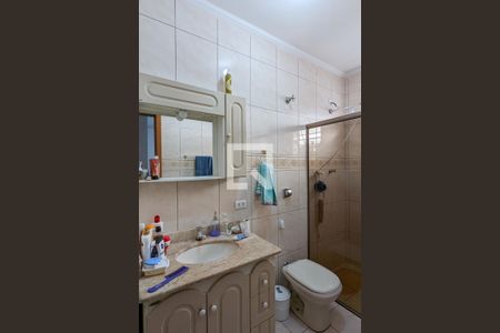 Casa à venda com 253m², 3 quartos e 2 vagas Casa à venda com 253m², 3 quartos e 2 vagasBanheiro da suíte 2