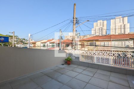 Casa à venda com 253m², 3 quartos e 2 vagas Casa à venda com 253m², 3 quartos e 2 vagasVaranda