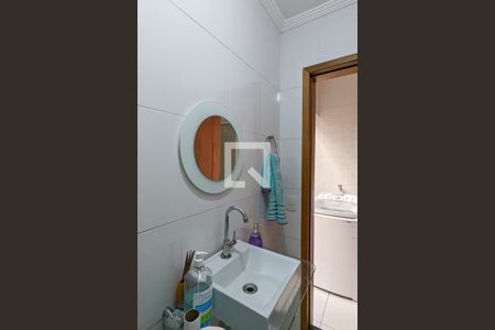 Casa à venda com 253m², 3 quartos e 2 vagas Casa à venda com 253m², 3 quartos e 2 vagasBanheiro de serviço