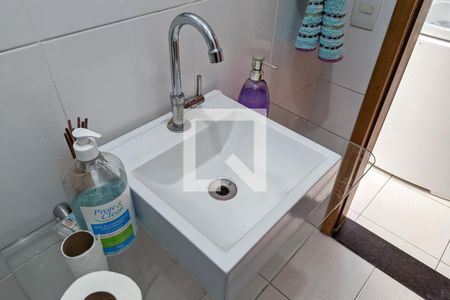 Casa à venda com 253m², 3 quartos e 2 vagas Casa à venda com 253m², 3 quartos e 2 vagasBanheiro de serviço