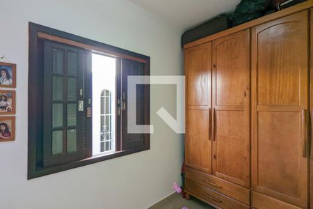 Casa à venda com 253m², 3 quartos e 2 vagas Casa à venda com 253m², 3 quartos e 2 vagasQuarto 2