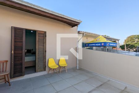 Casa à venda com 253m², 3 quartos e 2 vagas Casa à venda com 253m², 3 quartos e 2 vagasVaranda