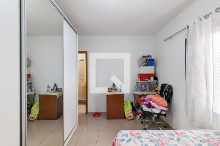 Casa à venda com 253m², 3 quartos e 2 vagas Casa à venda com 253m², 3 quartos e 2 vagasQuarto da suíte 2