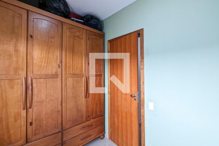 Casa à venda com 253m², 3 quartos e 2 vagas Casa à venda com 253m², 3 quartos e 2 vagasQuarto 2