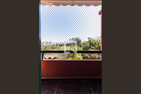 Apartamento à venda com 117m², 4 quartos e 2 vagas Apartamento à venda com 117m², 4 quartos e 2 vagasQuarto 3 - Suíte - Varanda